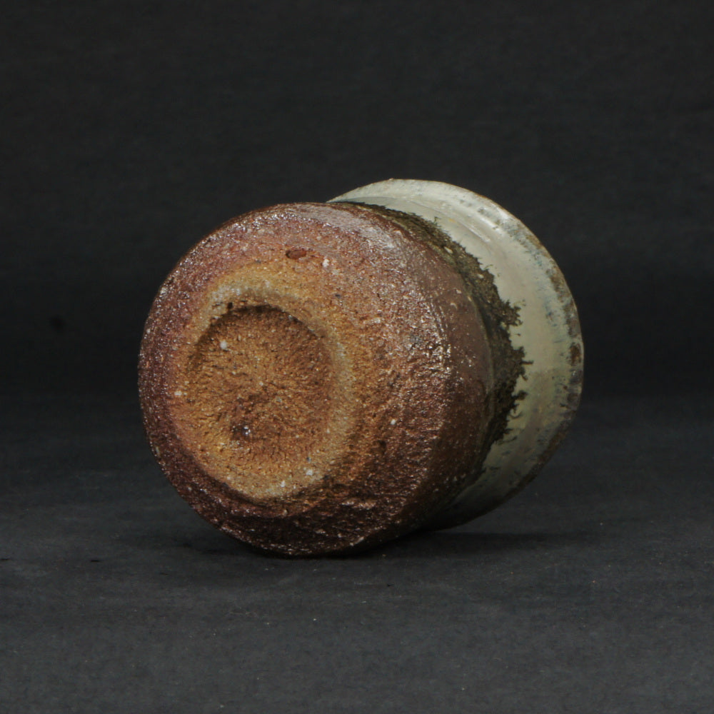 朝鮮唐津ぐい呑 H1015 浜本洋好作